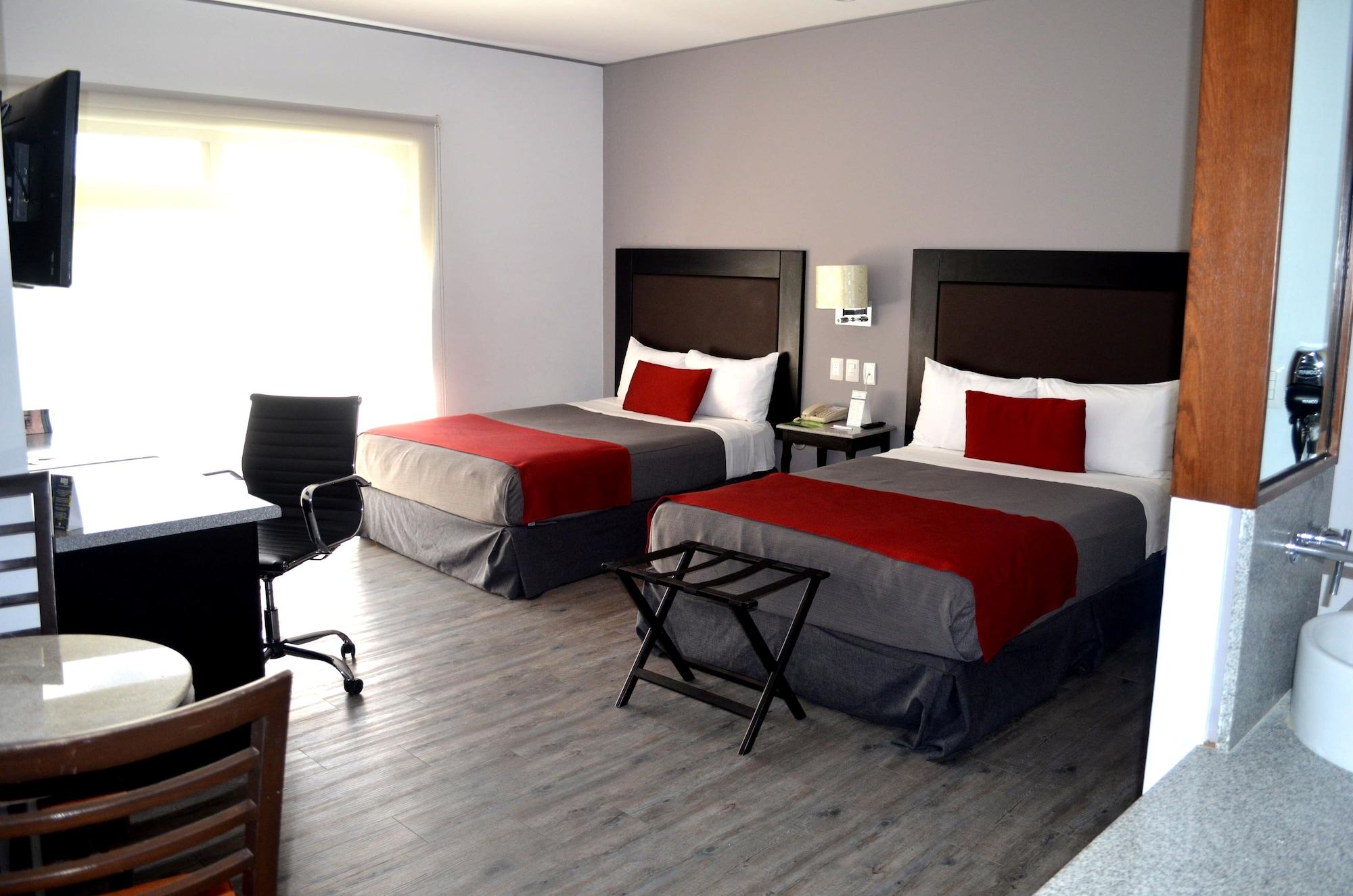 Plaza Camelinas Hotel Querétaro Esterno foto