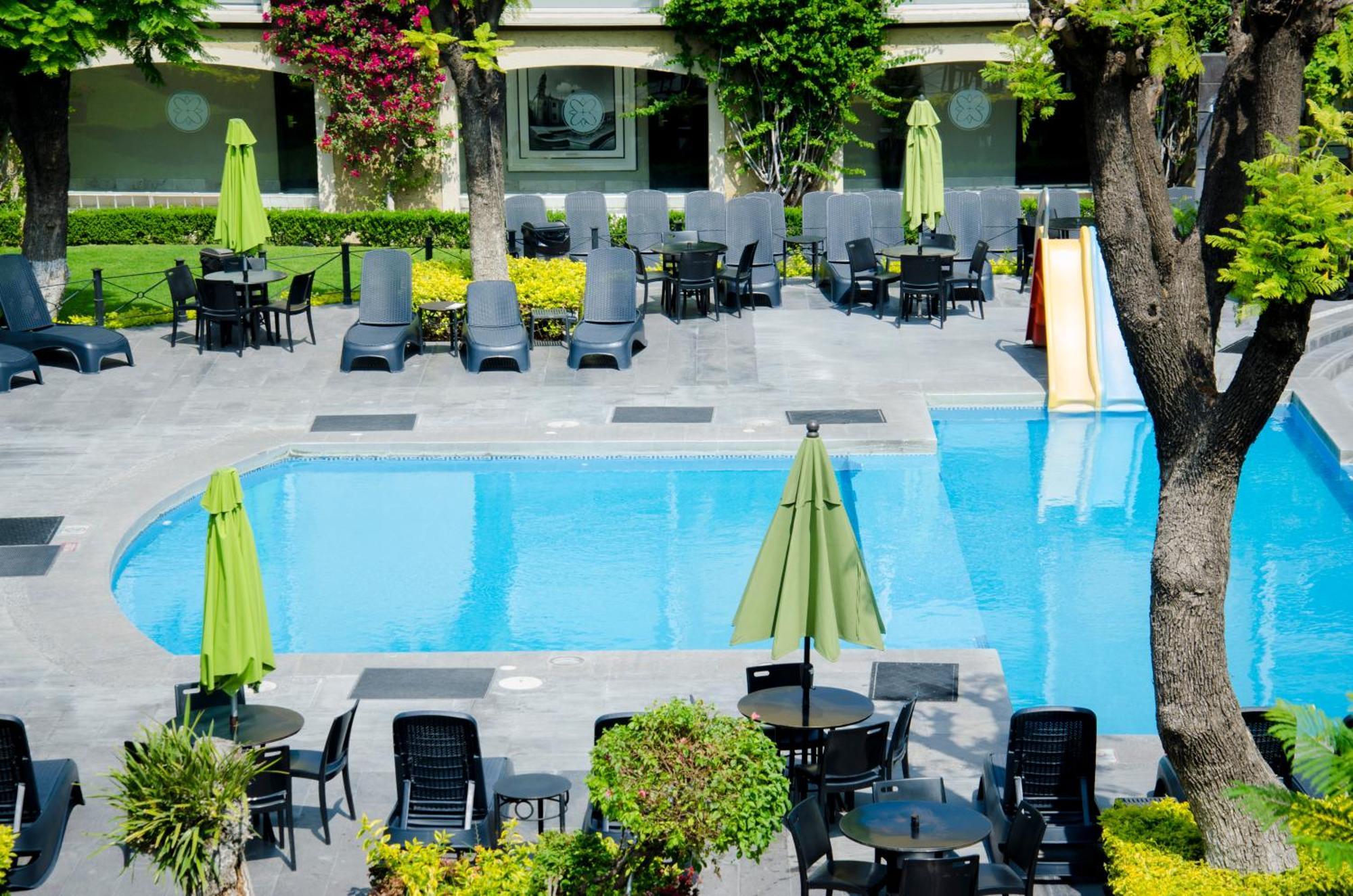 Plaza Camelinas Hotel Querétaro Esterno foto