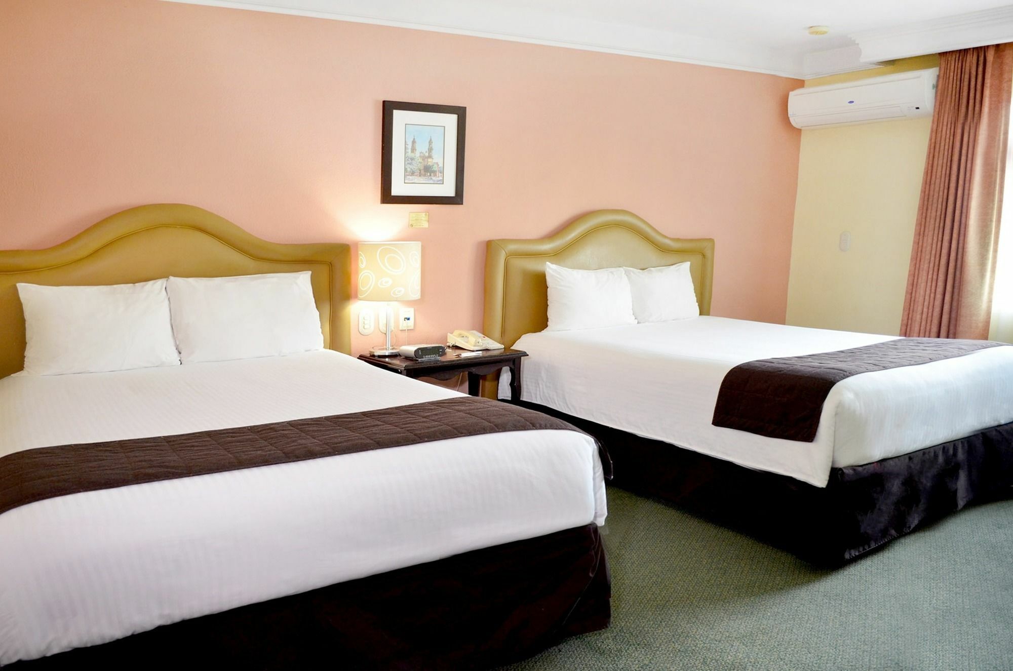 Plaza Camelinas Hotel Querétaro Esterno foto