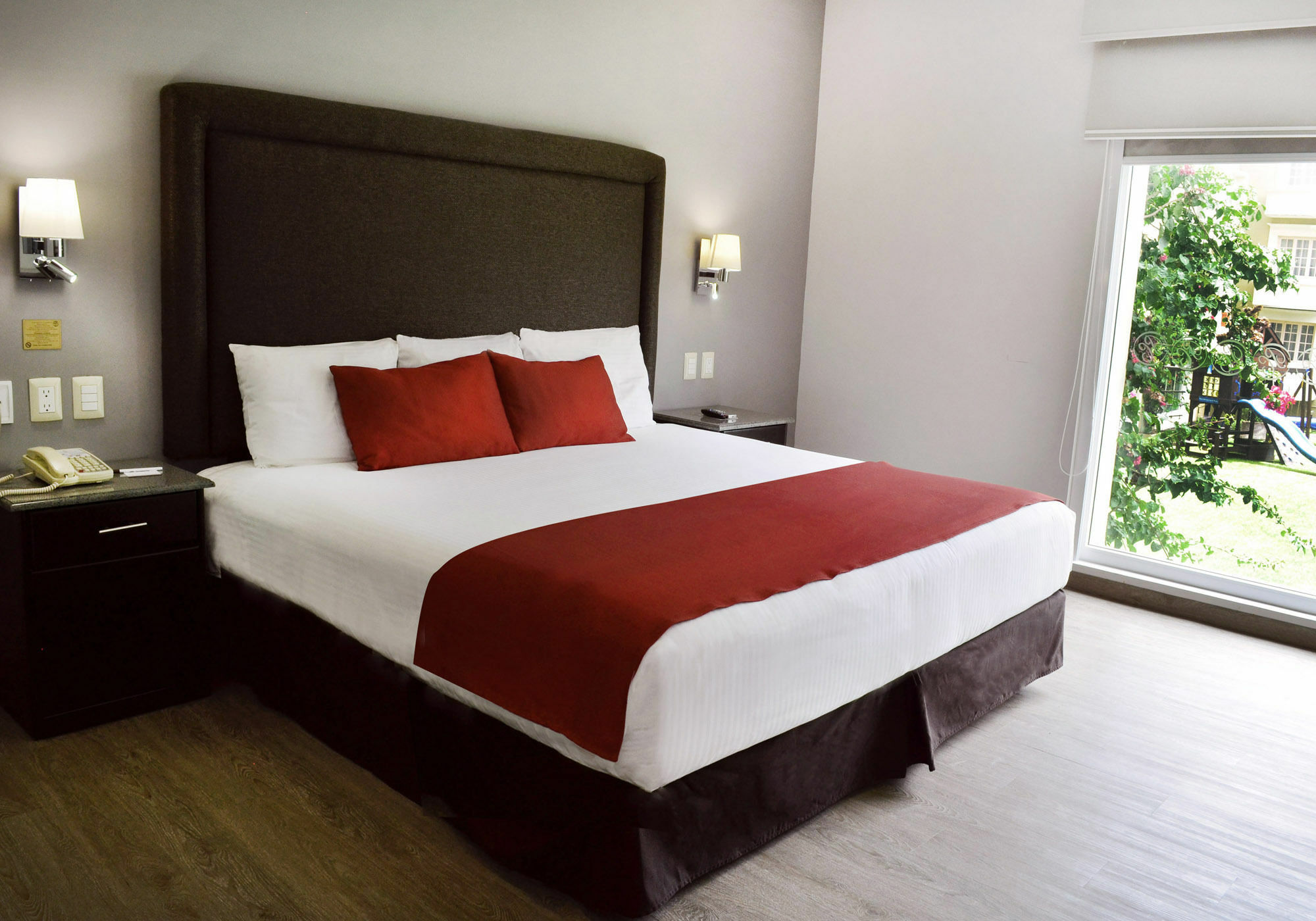 Plaza Camelinas Hotel Querétaro Esterno foto